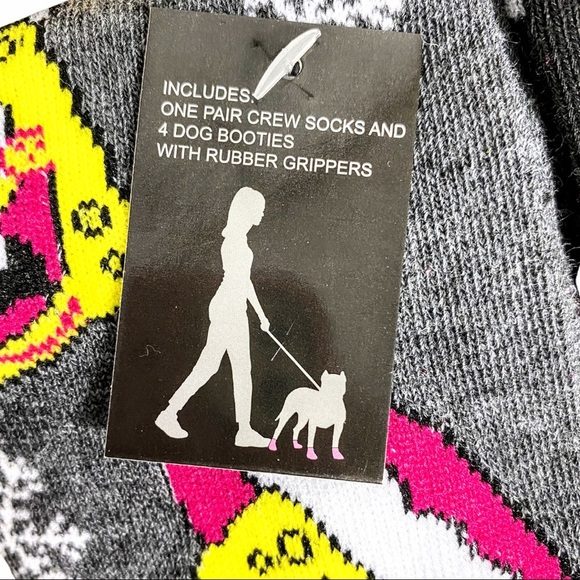 NWT SPONGE BOB CREW SOCKS AND MATCHING DOG BOOTIES - Picture 4 of 11